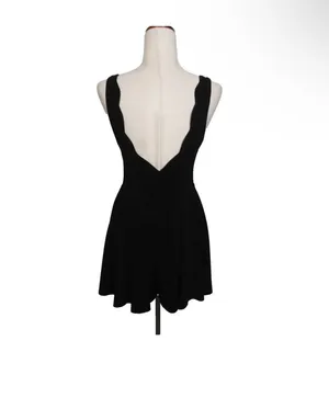 Kimchi Blue Urban Outfitters Black Scalloped Plunge Neck Flowy Romper thumbnail 2