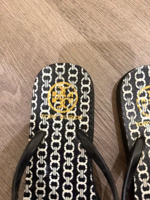 Tory Burch Flip-Flops thumbnail 3