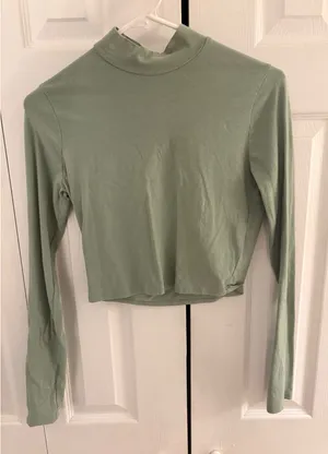 Hollister Mock Neck Long Sleeve thumbnail 1