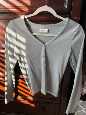 Grey Long Sleeve Hollister thumbnail 1