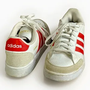Adidas Womens Grand Court SE FY8169 White Red Sneakers Size 7 1/2 Women’s thumbnail 3