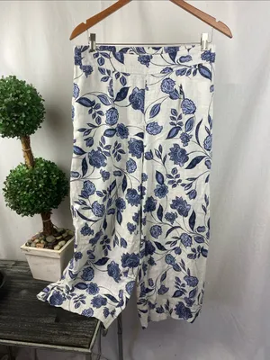 Ella Moss Linen Blend Blue & White Floral Print Casual Cropped Capri Pants M thumbnail 2