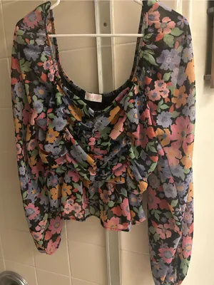 Pink Lily Black Floral Ruched Square Neck Peplum Blouse thumbnail 2