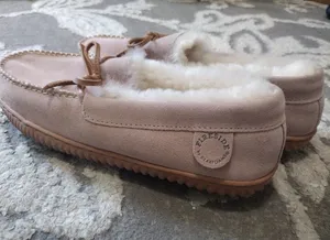 Dearfoams Fireside Plush Lined Moccasin Slippers Dusty Pink thumbnail 1