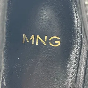 Mango MNG Black Rhinestone Pointed Toe Slip On Stiletto Heels Pump Shoes Sz 8.5 thumbnail 5