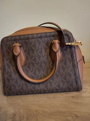 Michael Kors Purse thumbnail 6