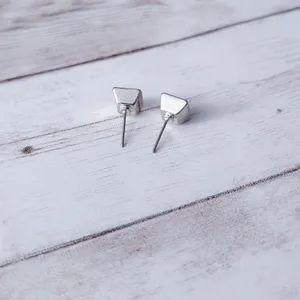 Vintage Stud Earrings Diamond Shape/Square Shape Silver Tone thumbnail 3