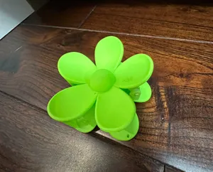 Amazon Beachy Claw Clips thumbnail 7