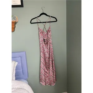 Kittenish Sweetheart Slip Cinched Midi Slide Slit Dress Ditsy Floral Size XS thumbnail 6