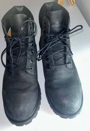 Black Timberland Boots thumbnail 4