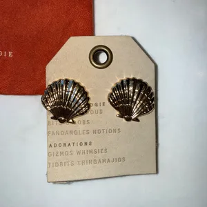 NWT $38 Anthropologie x BaubleBar Marina Gold Seashell Earrings .75” Length thumbnail 8