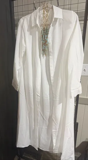 Women's White Longline Button thumbnail 1