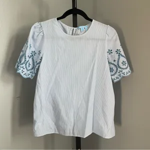 Draper James Blue Embroidered Sleeve Blouse Size Small thumbnail 1
