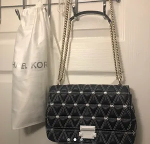 Michael Kors Purse thumbnail 1