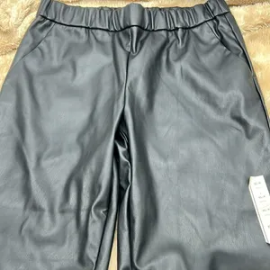 A New Day black polyurethane elastic waistband cropped pants XL thumbnail 1