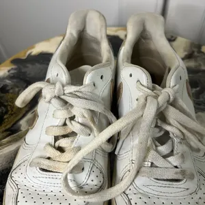 Veja V10 White Rose Gold Sneaker thumbnail 5