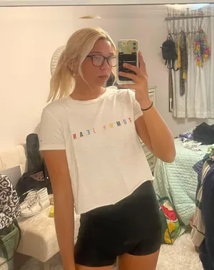 White Vintage  T thumbnail 1