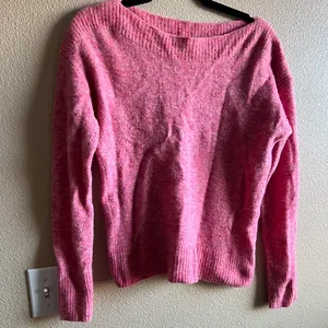 Banana Republic Bright Pink Knit Sweater Large‎ Comfortable Crewneck thumbnail 5