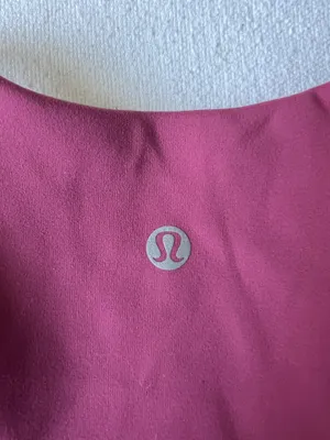 Lululemon Cropped Pinked Sports Bra Top - Size 0 thumbnail 4