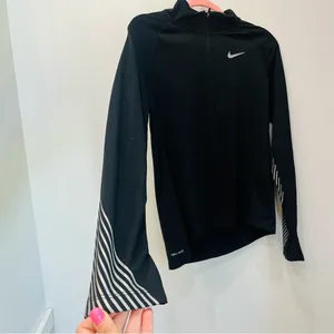 Nike Element Black Activewear Dry fit Running Medium jacket zip up thumbnail 2