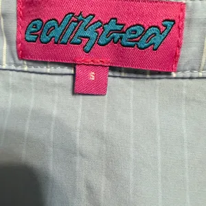 Edikted Blue White Striped Cinched Waist Cropped Button Down Shirt Small thumbnail 6
