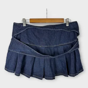 Cider Womens size Large Denim Ruffle Hem Micro Mini Skort Skirt thumbnail 1