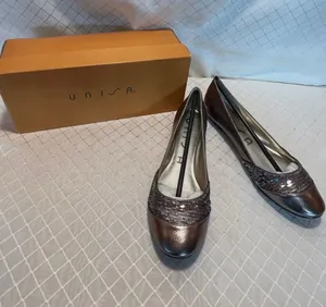 Unisa Unboni Pewter Multi Leather Unisa ballet flats size 7.5M thumbnail 1