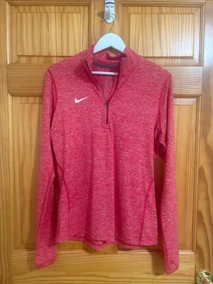 Nike Dri-Fit Size Medium Heathered Red 1/4 Zip Athletic Top thumbnail 2