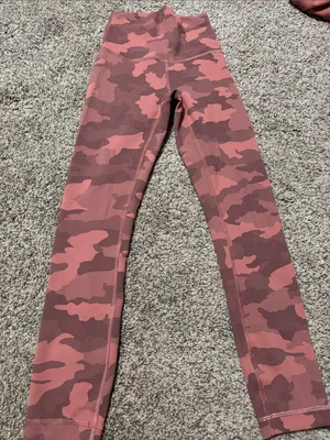 Lululemon Wunder Train High-Rise Crop 23" size 0 thumbnail 2