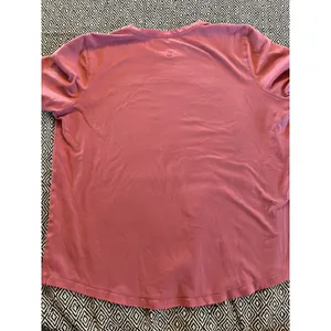 Lululemon Love Crew Size (see Pics) Cherry tint Pima Cotton Crew Authentic thumbnail 5
