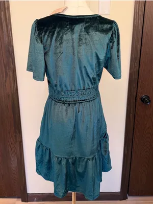 French Connection Dark Green Velvet Tiered Midi Dress thumbnail 6