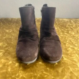 bass lite Monica Ankle Boots Brown Suede/Leather Size 9.5M Side Zip￼ thumbnail 2