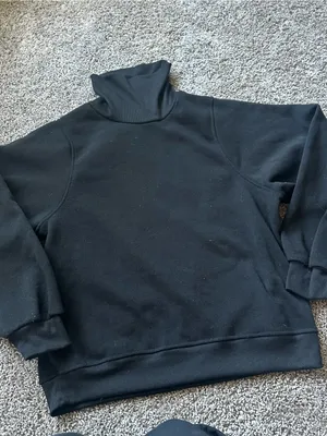 Heart & Hips Black Turtleneck Pullover Sweatshirt thumbnail 3