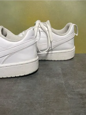 Nike Court Vision Women's Low-Top White Sneakers Size 7.5-8 thumbnail 10
