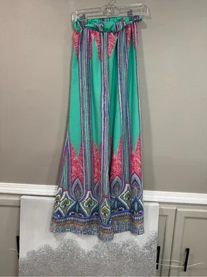 Tyche Bright Pink Top with Green & Multicolor Printed Wide-Leg Pants thumbnail 2