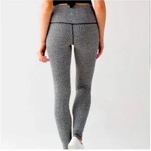 Lululemon High Times‎ Leggings Teeny Tooth Women's 4 White Black Houndstooth thumbnail 5