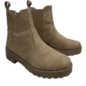 Dirty Laundry Women's‎ Margo Chelsea Boot Brown Size 9 Ankle Chunky Heel thumbnail 1