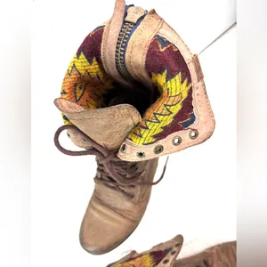 Steve Madden 10 CHEVIE Hipster Leather Lace Up Southwest Pattern Lined Shoes thumbnail 10