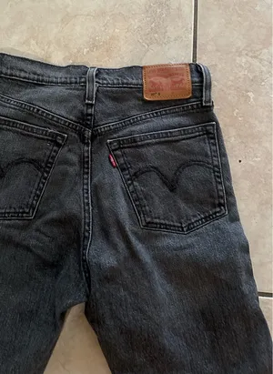 Levi’s 501 s washed black cropped high rise jeans thumbnail 6
