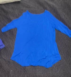 American Eagle Outfitters 3/4 Sleeve Top thumbnail 2