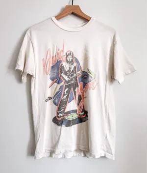 Daydreamer Vintage White David Bowie 1973 Pinups Graphic Cotton Tee Shirt S thumbnail 1