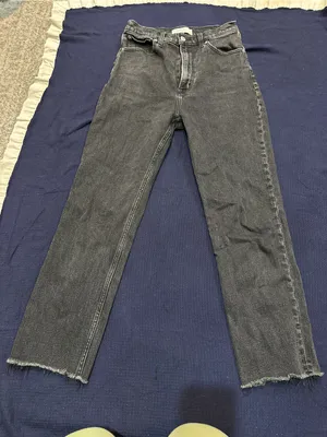 Black Washed Straight-Leg Jeans thumbnail 1