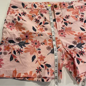 Style &Co chino mid rise short batik print pink size 18 5.5” inseam thumbnail 7