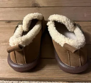 Women's fluffy trim moccasins size 230/ 6.5 Tan thumbnail 3