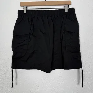 Lululemon Nylon Cargo Mini Skirt Black Size Large thumbnail 3