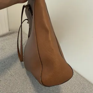MICHAEL KORS Large Saffiano Leather Tote JET SET Tall TRAVEL ACORN BROWn thumbnail 3