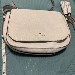 Kate Spade Cream‎ Crossbody Bag with Gold Accents thumbnail 6