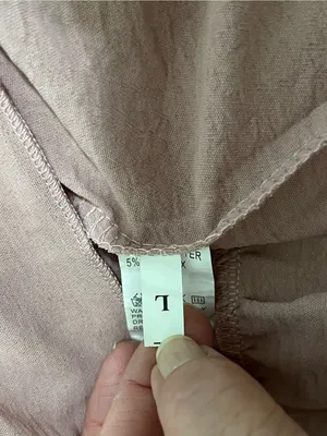 Women's Tiered Smocked Midi Dress in Dusty Pink Sz L thumbnail 9