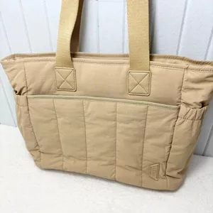 VASCHY Beige Quilted Tote Bag‎ with zipper thumbnail 3