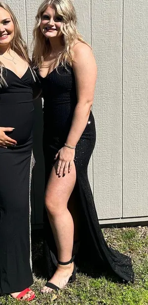Dress Size 6 thumbnail 4